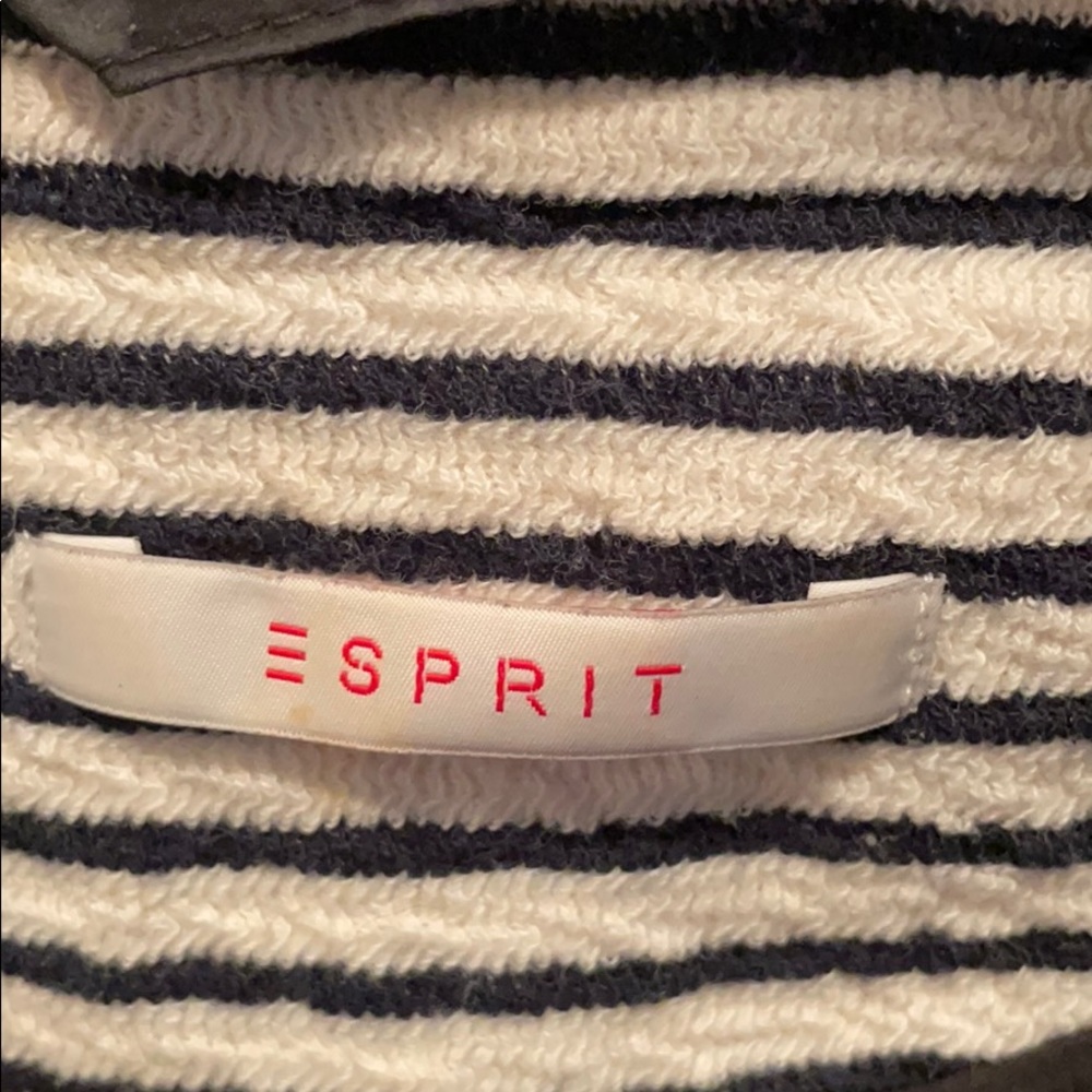 Esprit jacket - Picture 2 of 5